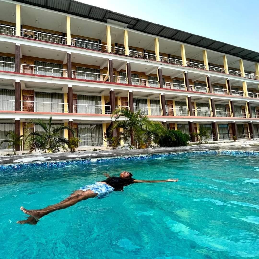 Royal Villa Beach Resort Govind Nagar Экстерьер фото